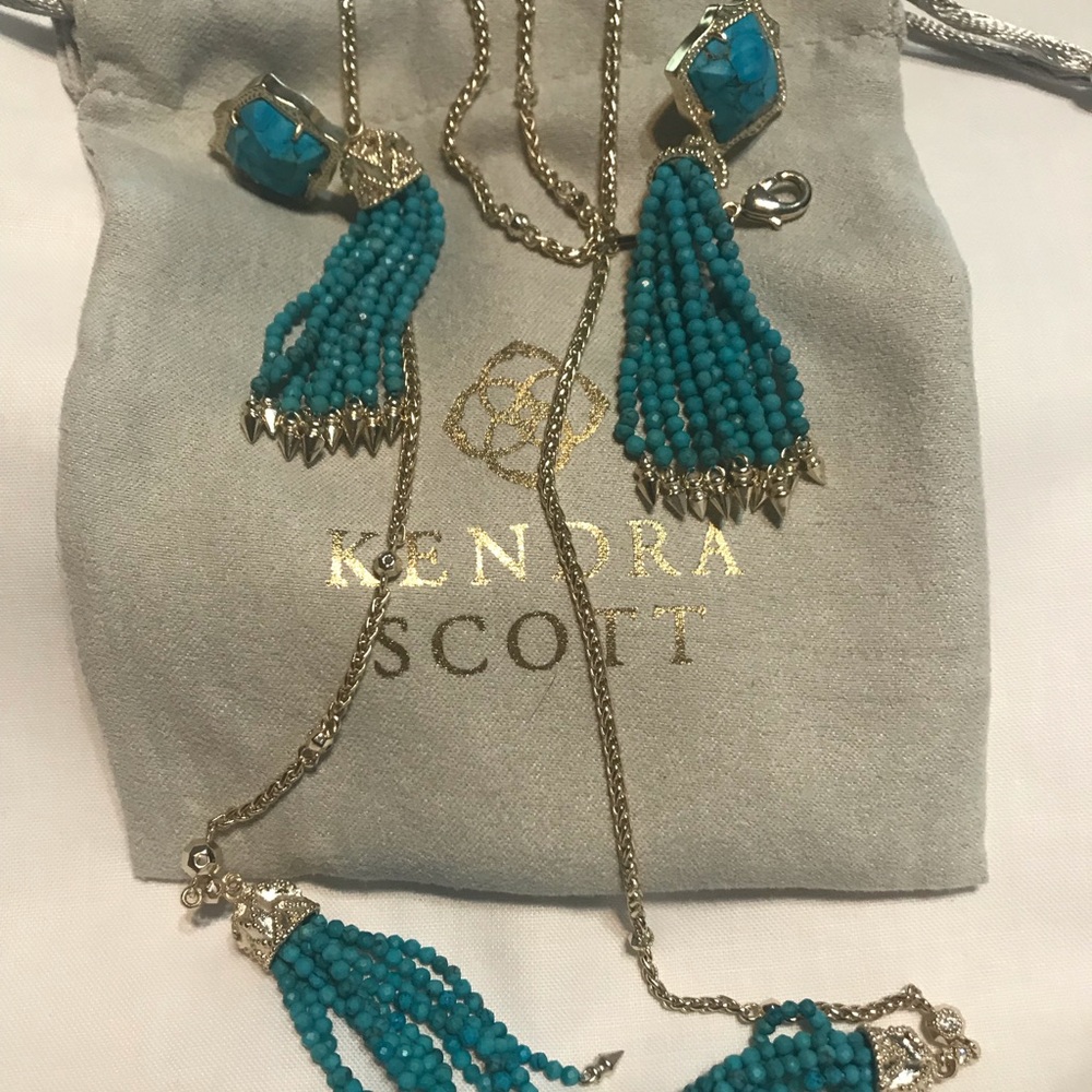 Kendra Scott necklace and earrings